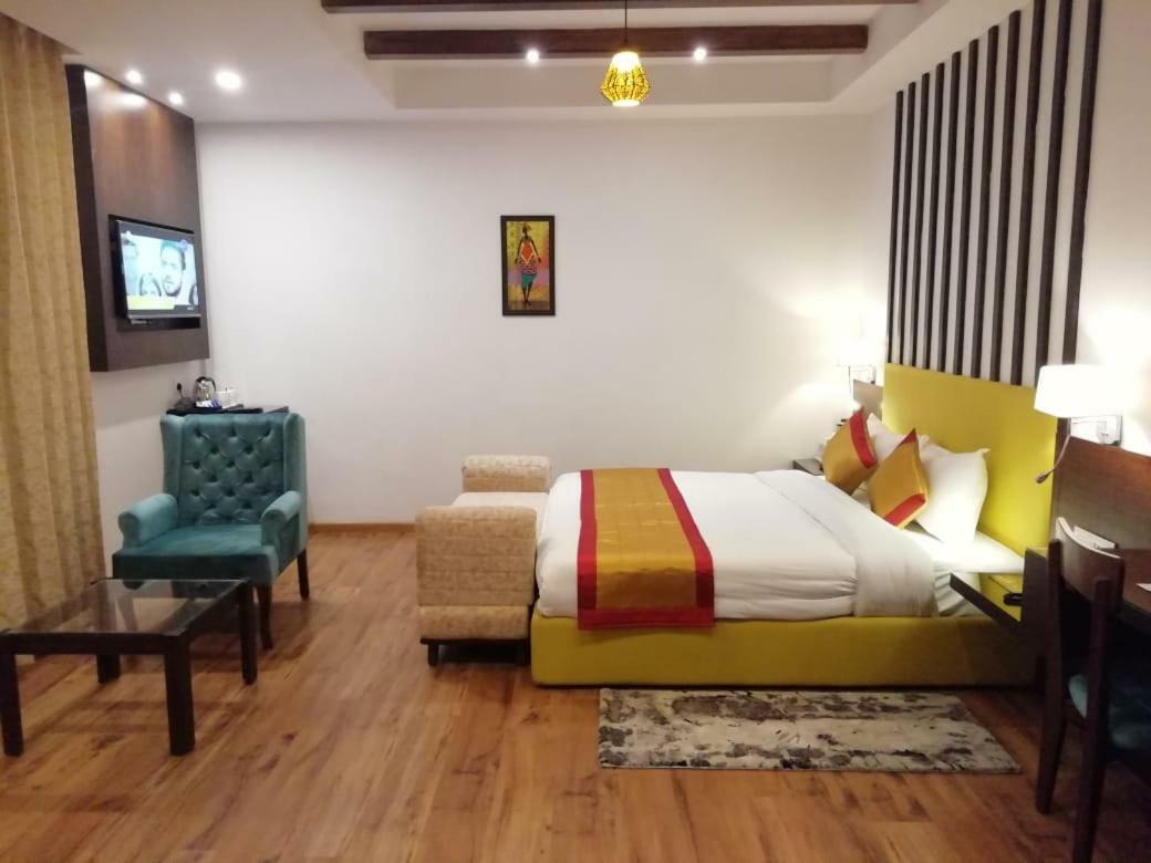 The Laurent And Banon Resorts Manāli Buitenkant foto