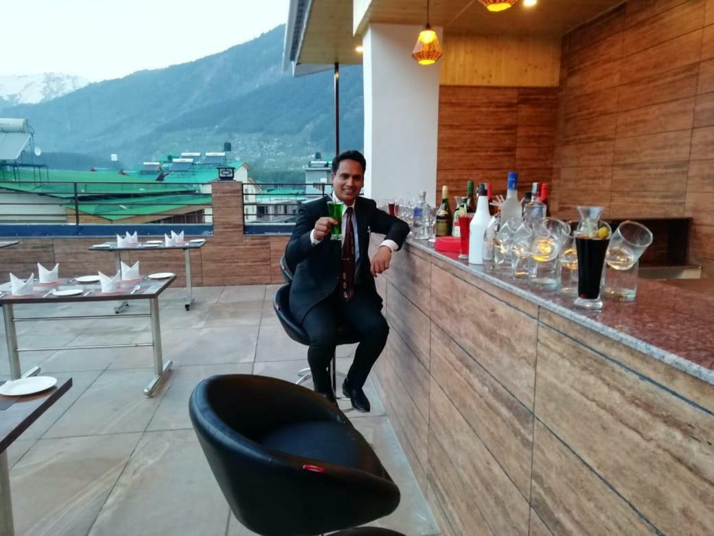 The Laurent And Banon Resorts Manāli Buitenkant foto