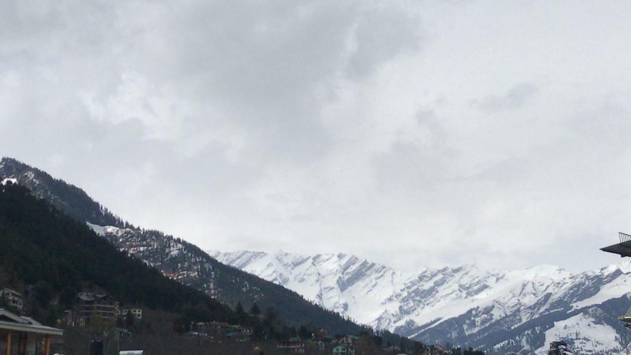 The Laurent And Banon Resorts Manāli Buitenkant foto